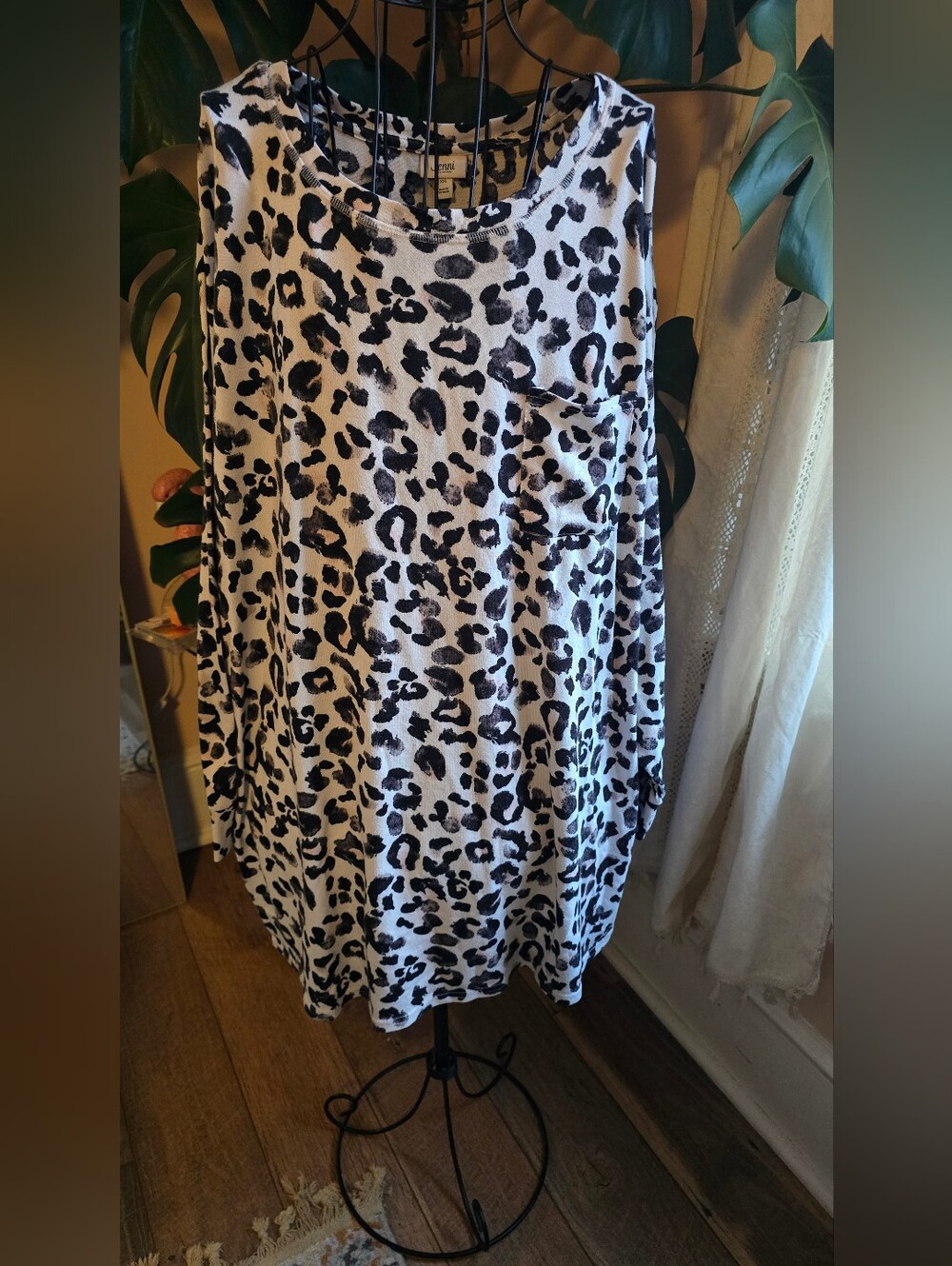 Jenni Intimates Snow Leopard Print Long Sleeve Sleep Shirt Tunic Top XXL